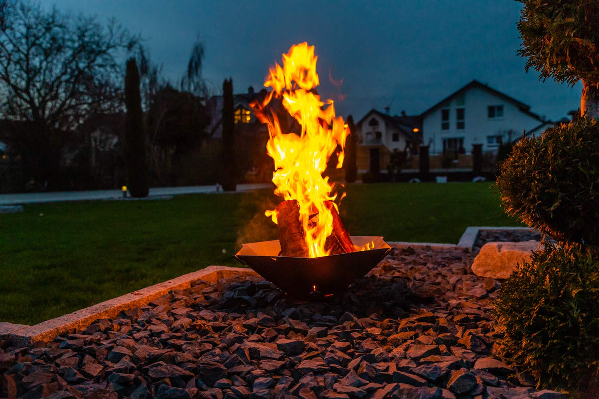FENNEK Hexagon | The mobile fire pit made of stainless steel | Easy to dismantle and stick together | For camping, fishing vanlife and much more.
