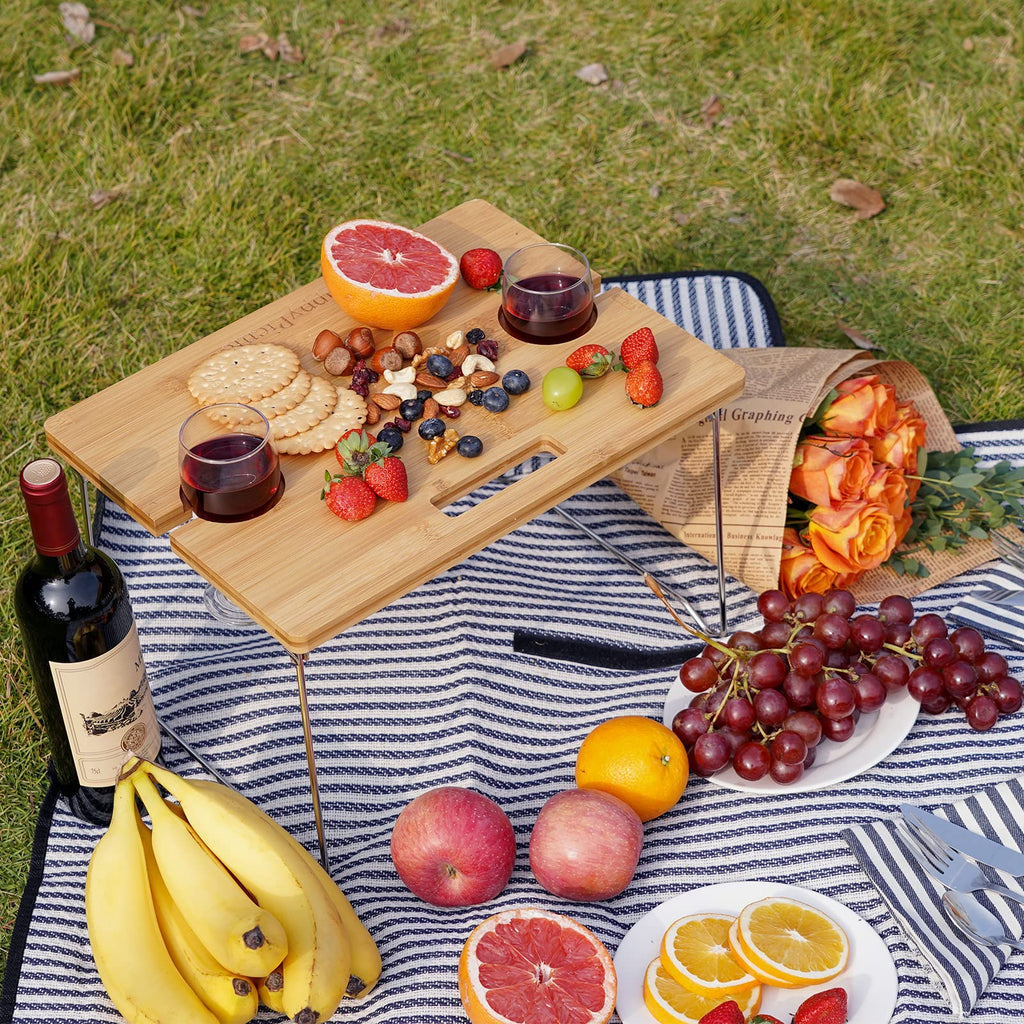 Wicker Picnic Basket for 2, 2 Person Picnic Set, Willow Hamper Service Gift Set with Bamboo Wine Table with Metal Legs for Camping and Outdoor Party